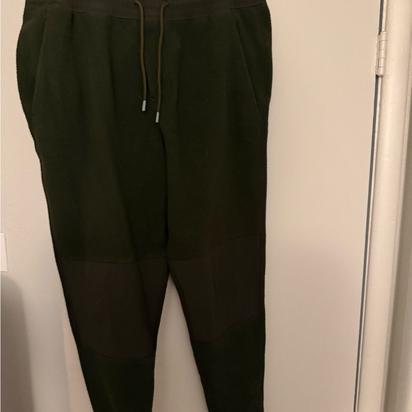 Cotopaxi Men's Abrazo Joggers- Green - Picture 4 of 5